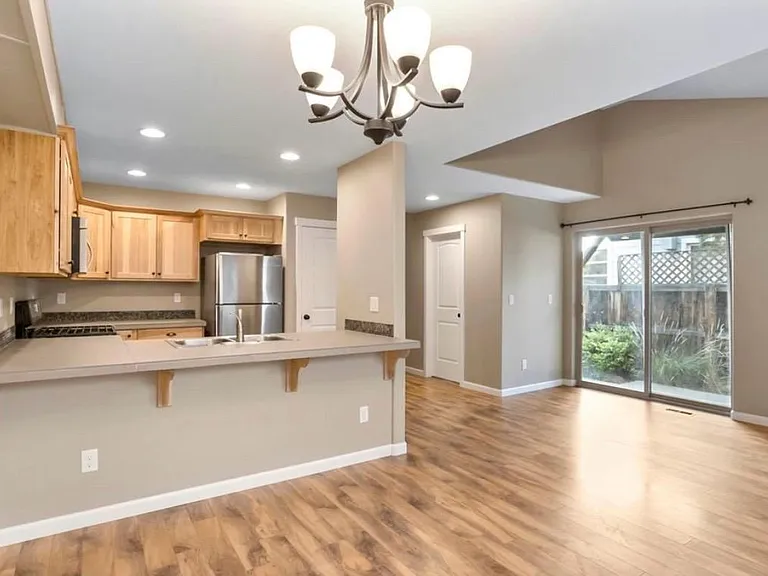 20808 Comet Ln #MAIN — Photo 7
