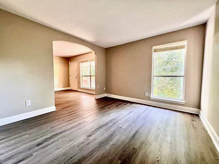 Valley Crest — Photo 9