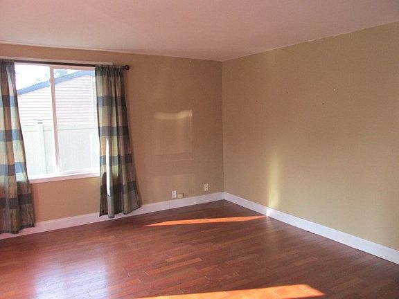 2nd image of 259 Anita Dr