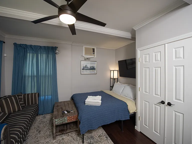 4731 Beach 47 St #2 — Photo 102