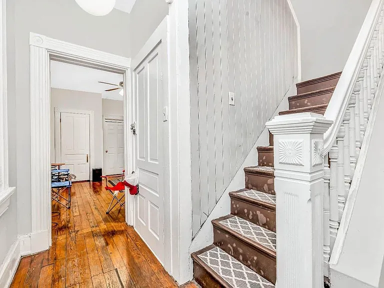 46 Graham St — Photo 25
