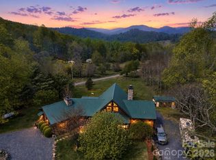 129 Apple Farm Rd, Bakersville, NC 28705