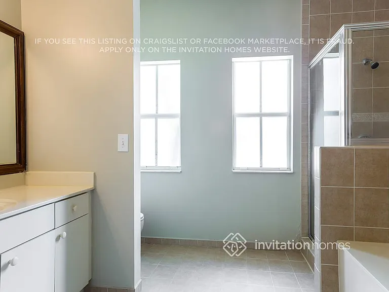 14438 SW 158th Pl — Photo 15