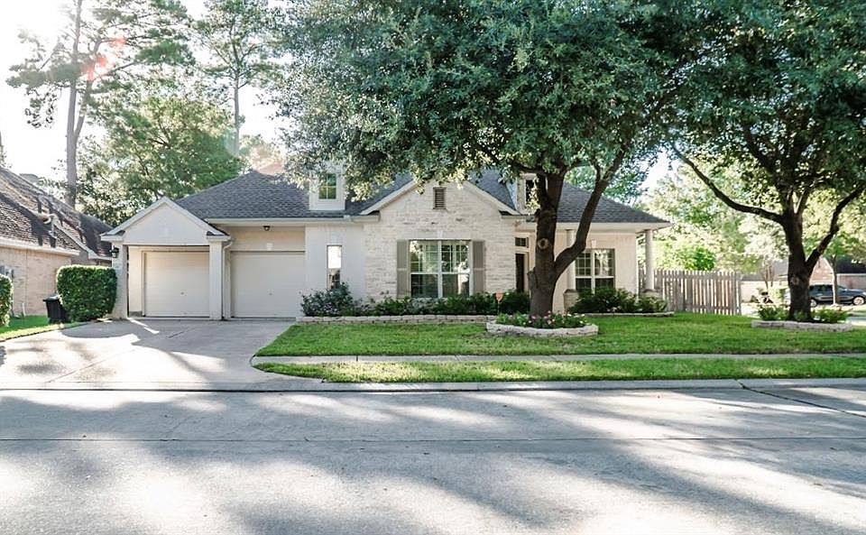 1st image of 13715 Berry Springs Dr
