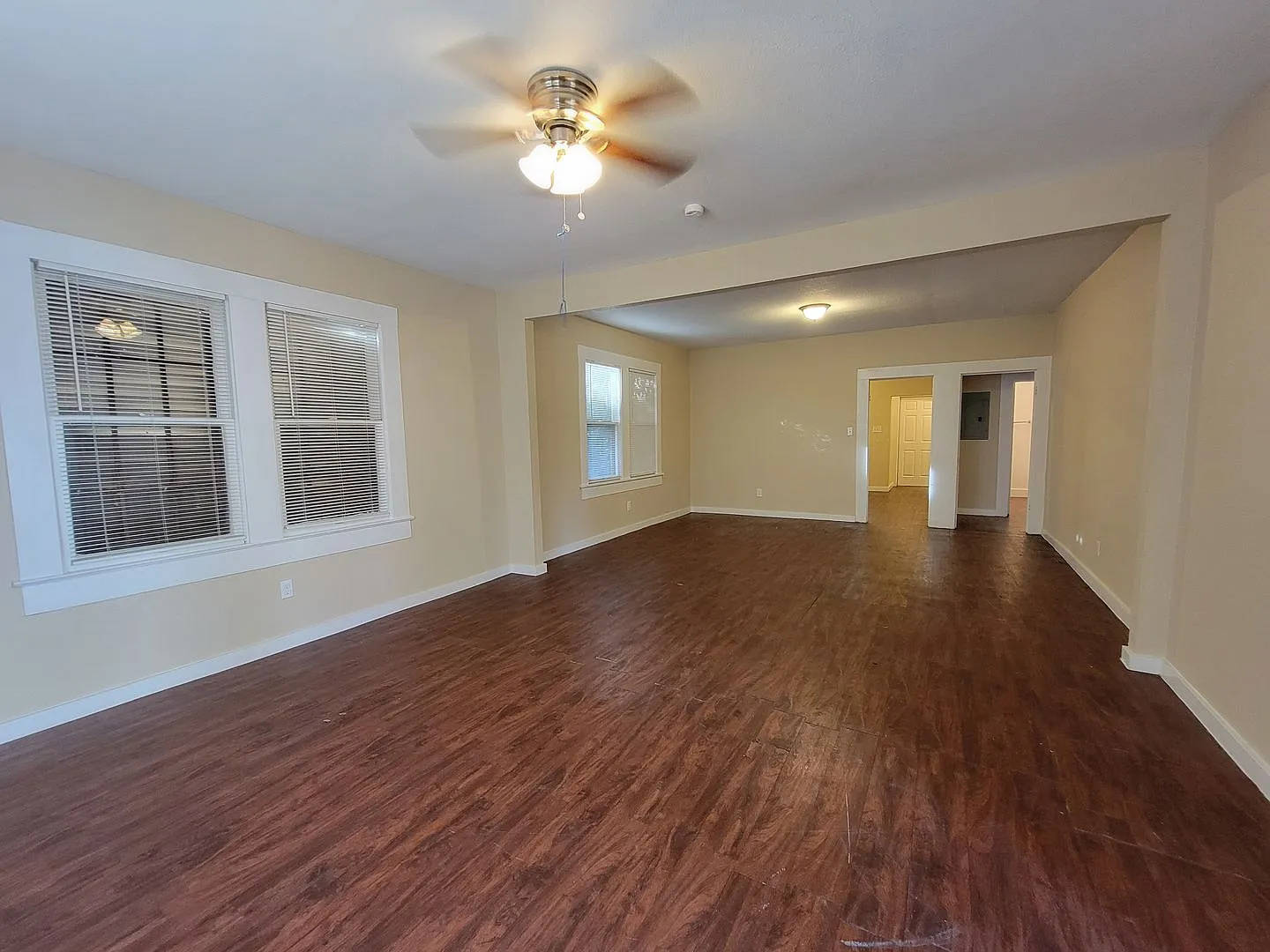 Charming 3-Bedroom Home in the Heart of San Antonio — Photo 2
