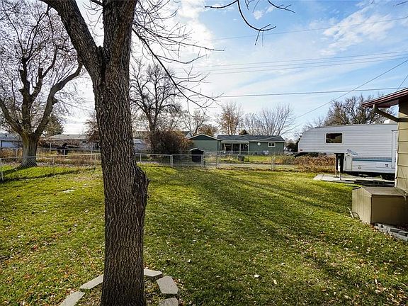 5th image of 2844 Oakland Dr