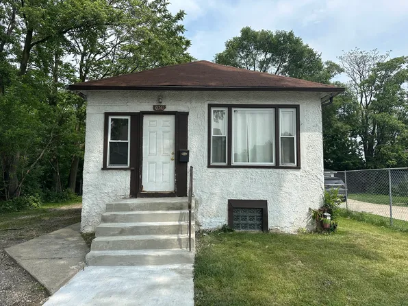 10741 S Glenroy Ave, Chicago, IL 60643
