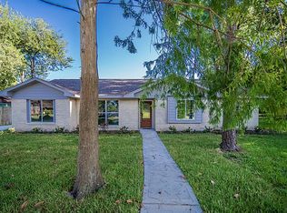 9702 Cymbal Dr, Stafford, TX 77477