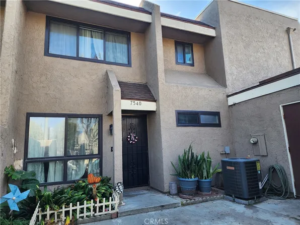 7540 College Dr, Stanton, CA 90680