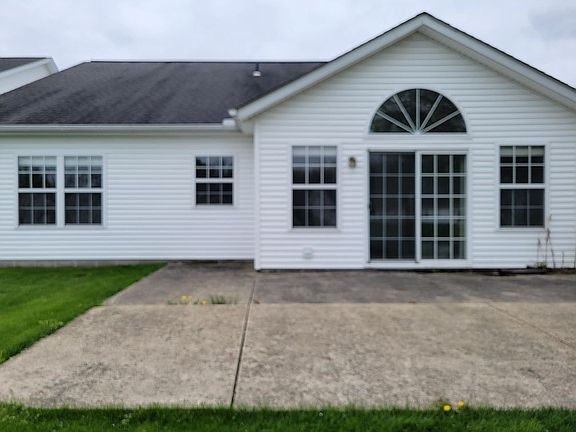 4th image of 701 Coralberry Ln
