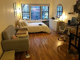 Rented by Living New York