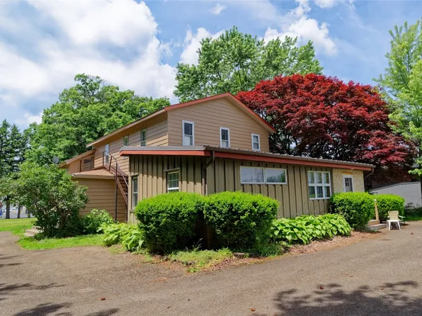 1214 Hartt Rd, Erie, PA 16505