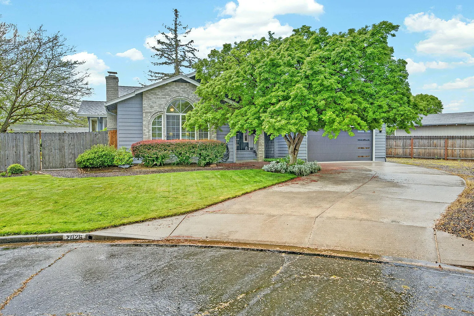 2026 Stockel Ct photo 1