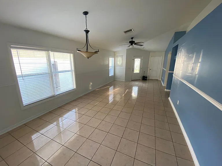 8530 Quarter Horse Dr — Photo 16