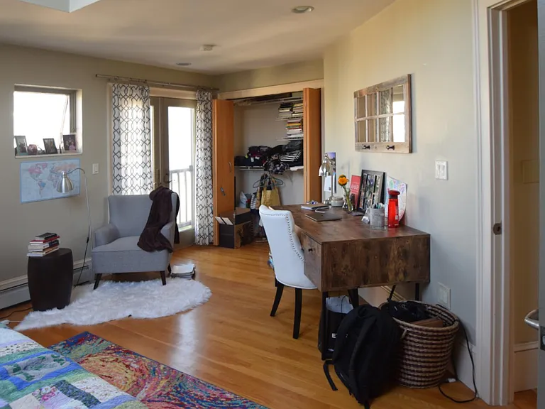 51 Russell Rd — Photo 15