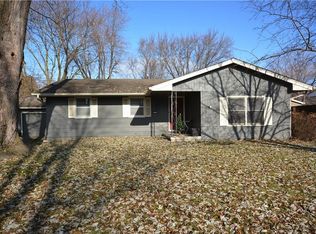 8313 Airline Ave, Urbandale, IA 50322