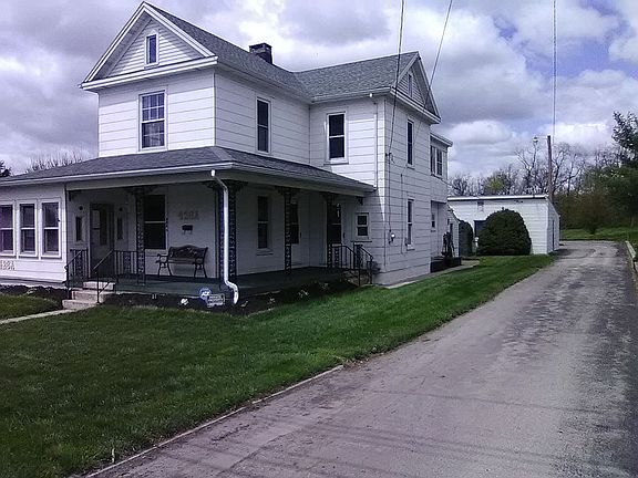 2nd image of 426A Lincoln Way W