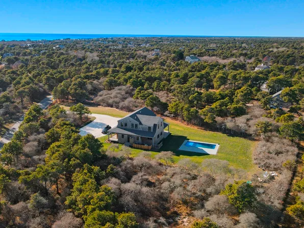 38 Monohansett Rd, Nantucket, MA 02554