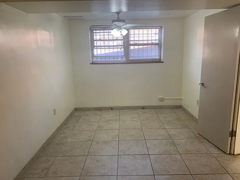 5506 Fifth Avenue — Photo 13