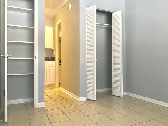 3rd image of 8205 San Jose Manor Dr E APT 4
