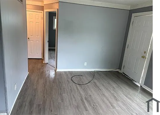 2 bed, 696 sqft, $1,000 — Photo 3