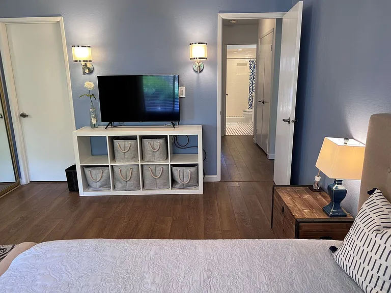 601 Acorn Ct — Photo 24