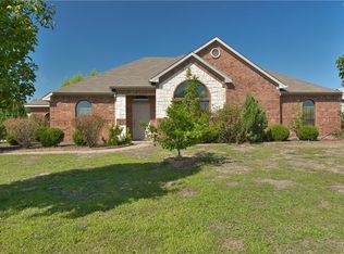 10022 Fireside Ln, Forney, TX 75126
