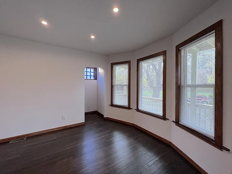 5038 Seminole St — Photo 10