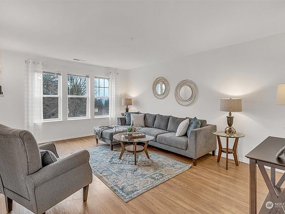 3rd image of 4109 224th Lane SE #314