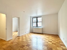 67 E 3rd St, New York, NY