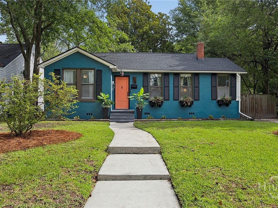 1st image of 204 Columbus Drive