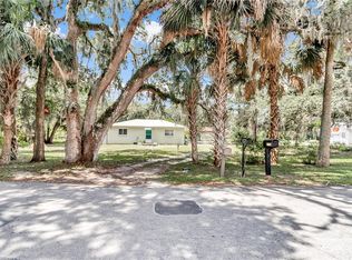 1758 W J Williams Ln, Dunnellon, FL 34434