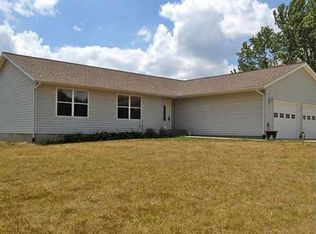 6811 106th St, Ozawkie, KS 66070