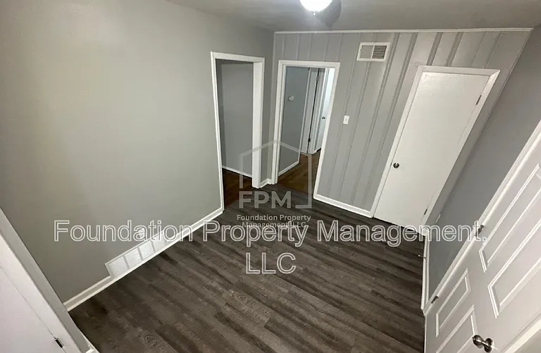 1617 Haywood Ave — Photo 9