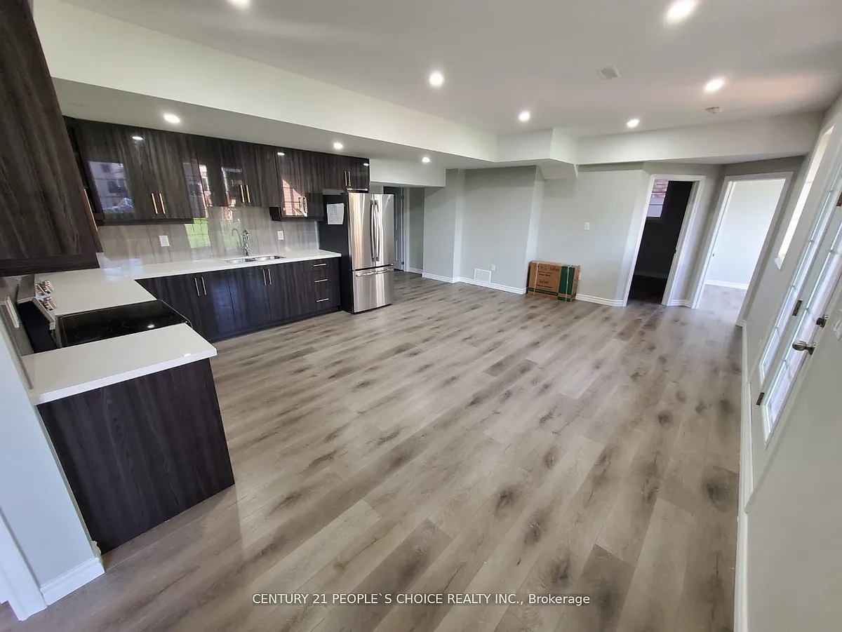 Photo 2 of 19 - 8150 Churchville Rd - Brampton, ON Building Photo - 8150 Churchville Rd