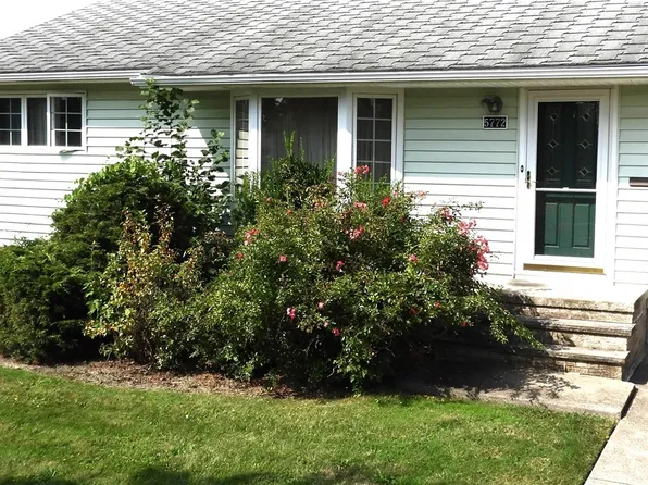 5772 Fry Rd, Brookpark, OH 44142