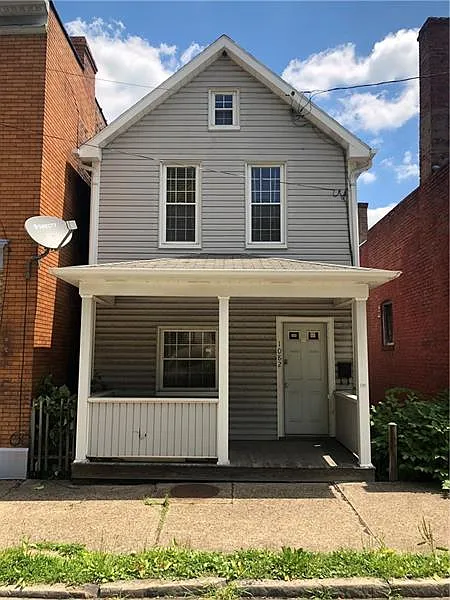 1082 McKean Ave photo 1