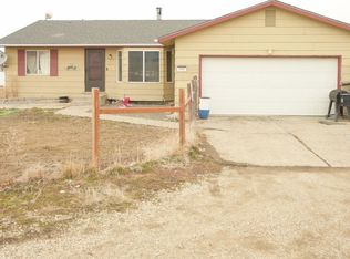 359 Royal Oak Cir, Spring Creek, NV 89815