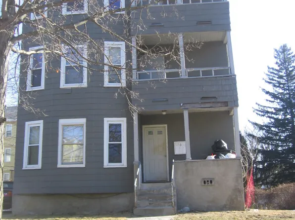 1 Hilton Ave, Worcester, MA 01604