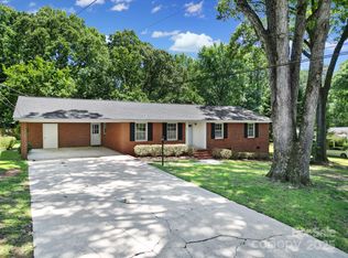 967 Hilldale Dr, Lancaster, SC 29720