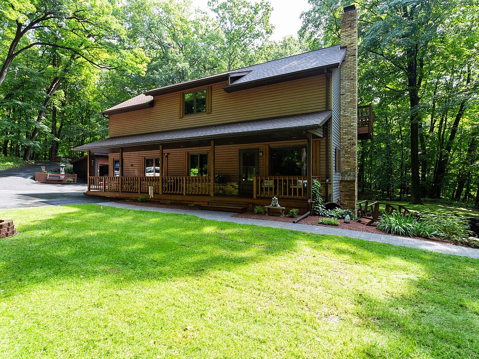 1st image of 3712 Paradise Dr