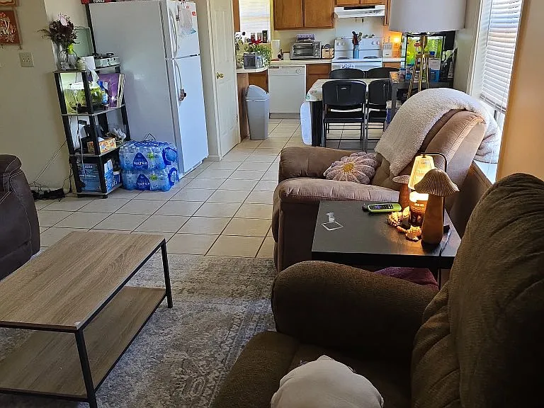 429 E Lee Blvd #2 — Photo 6