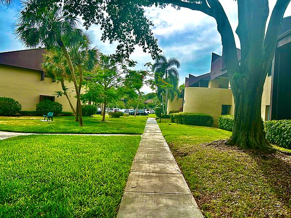 2nd image of 10775 Village Club Cir #206