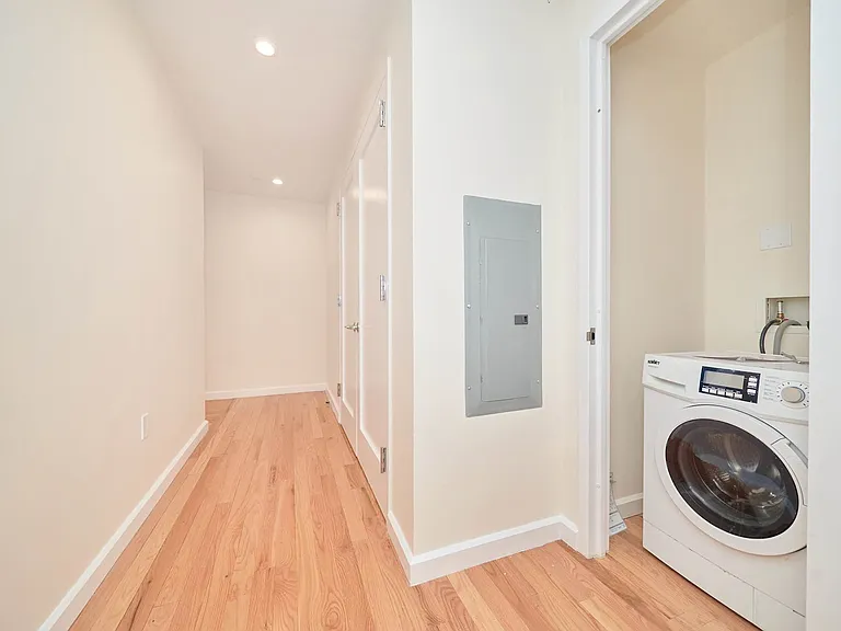 2211 3rd Ave #4-A — Photo 9