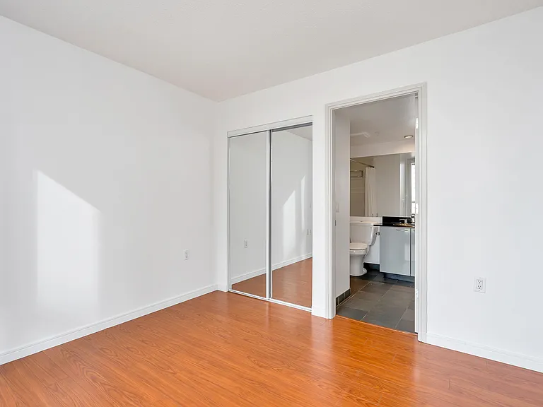 1068 Hornby St #1106 — Photo 9