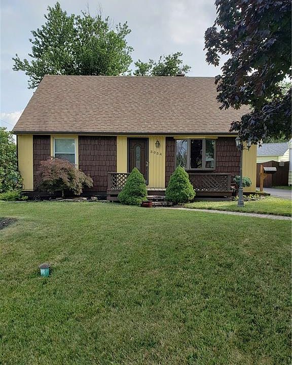 1st image of 3034 Walbridge Dr