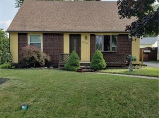 3034 Walbridge Dr, Hamburg, NY