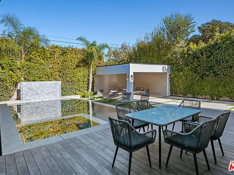 6347 Maryland Dr — Photo 8