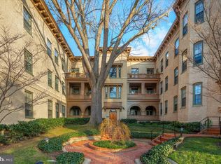 1527 30th St NW APT B21, Washington, DC 20007