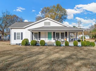 407 Bethel St, Clover, SC 29710